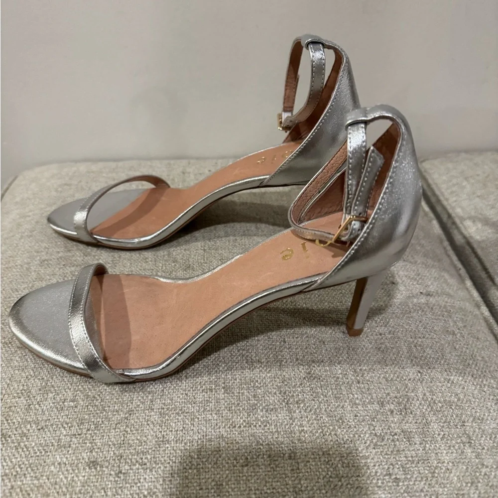 Brand New Joie Silver Metallic Strappy Sandal Formal‎ Black Tie Wedding Feminine